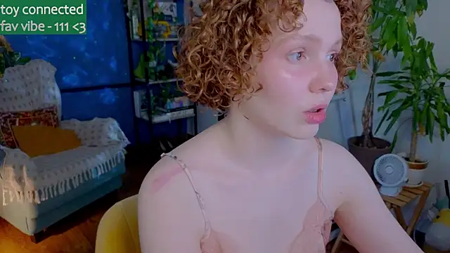 Snapshot of _lightmyfire chatting on 11/28/25, 07:00 lightmyfire online show from 11/28/25, 07:00