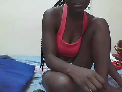 Snapshot of Ebony_Sweetcandy chatting on 10/28/25, 03:36 Ebony Sweetcandy online show from 10/28/25, 03:36