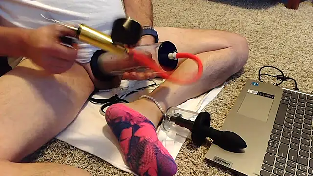 femgui69 online show from 11/04/25, 09:36