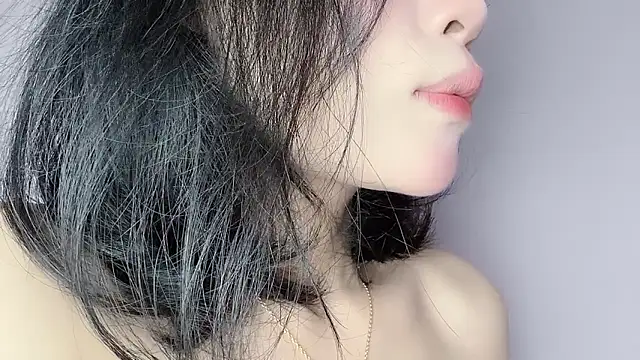 Snapshot of Baenee chatting on 01/13/26, 03:28 Baenee online show from 01/13/26, 03:28