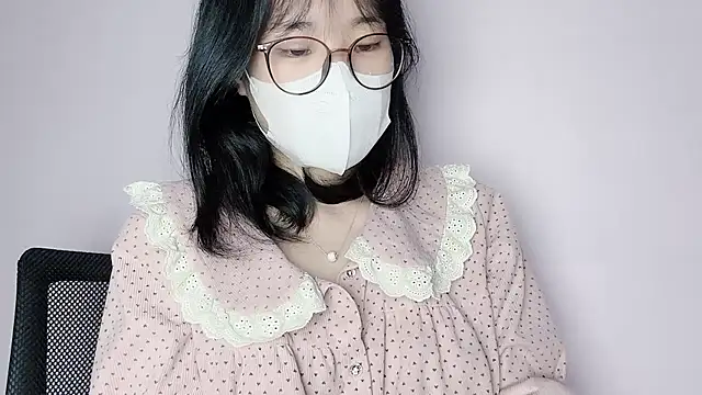 Snapshot of Baenee chatting on 02/08/26, 01:36 Baenee online show from 02/08/26, 01:36