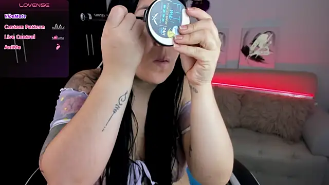 AilynRed online show from 10/05/25, 08:51