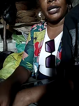 Snapshot of Babez_show chatting on 11/04/25, 01:21 Babez show online show from 11/04/25, 01:21