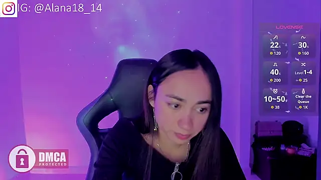 Snapshot of Alana_Pherson chatting on 01/18/26, 06:06 Alana Pherson online show from 01/18/26, 06:06