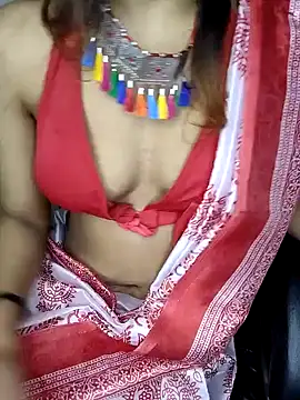 Snapshot of Leeeezzzz_roy chatting on 11/23/25, 07:57 Leeeezzzz roy online show from 11/23/25, 07:57