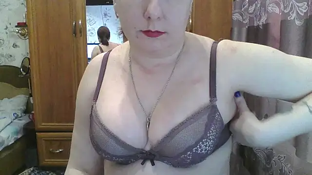 SophieNightAh online show from 03/20/25, 12:11