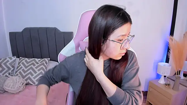 Amy joones online show from 04/27/26, 11:30