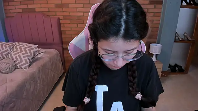 Amy joones online show from 05/13/26, 11:40