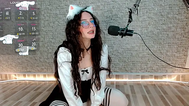 Snapshot of emma_unu chatting on 02/21/26, 03:07 emma unu online show from 02/21/26, 03:07