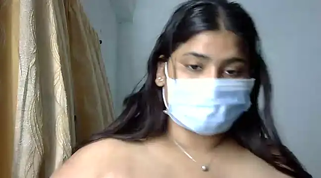 Snapshot of cutelady65 chatting on 12/01/24, 05:57 cutelady65 online show from 12/01/24, 05:57