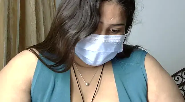 Snapshot of cutelady65 chatting on 01/05/25, 03:13 cutelady65 online show from 01/05/25, 03:13