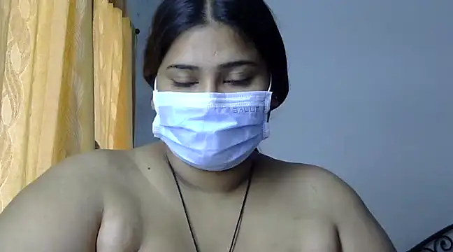 Snapshot of cutelady65 chatting on 02/21/25, 06:18 cutelady65 online show from 02/21/25, 06:18