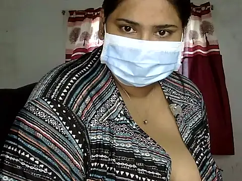 Snapshot of cutelady65 chatting on 09/21/25, 09:33 cutelady65 online show from 09/21/25, 09:33