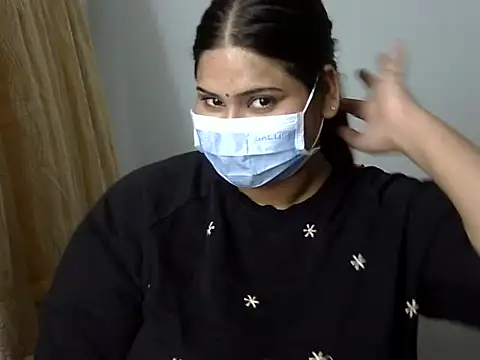 Snapshot of cutelady65 chatting on 11/23/25, 03:12 cutelady65 online show from 11/23/25, 03:12