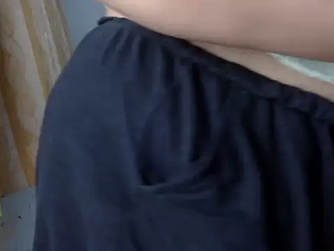 Snapshot of cutelady65 chatting on 02/13/26, 03:08 cutelady65 online show from 02/13/26, 03:08