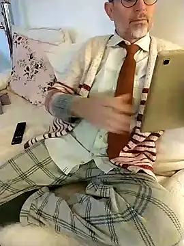 MadProfessor online show from 12/18/24, 03:00