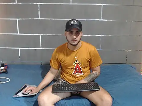xxxxhotxoxo online show from 05/13/26, 04:54