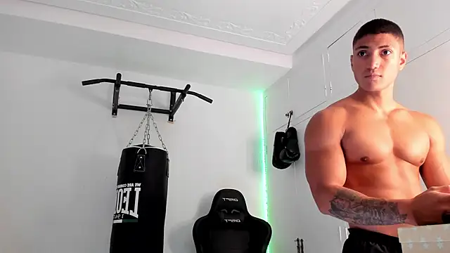 dan01  online show from 09/16/25, 07:42