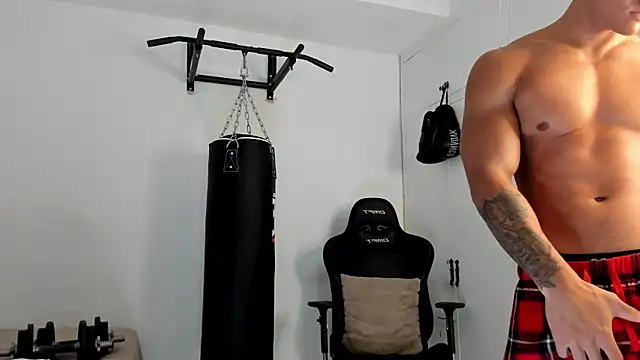 dan01  online show from 09/29/25, 07:35