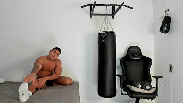 dan01  online show from 11/13/25, 01:21