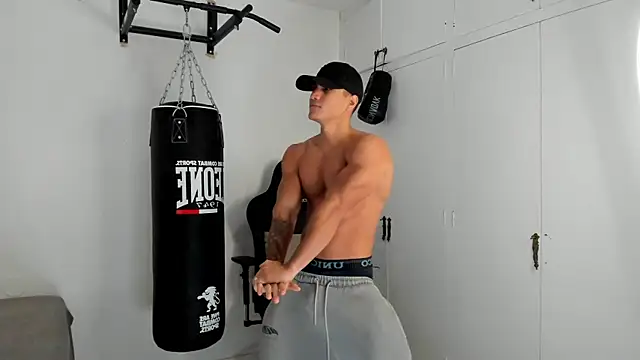 dan01  online show from 11/15/25, 08:55