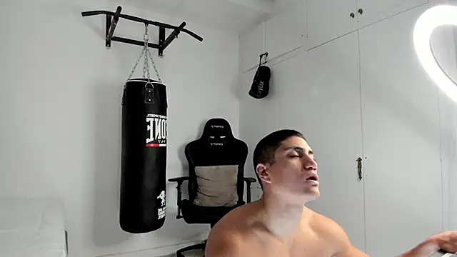 dan01  online show from 11/28/25, 02:09