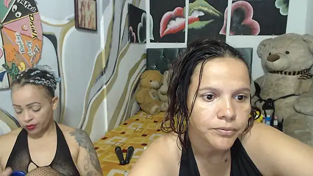 manzanahot9 online show from 12/04/25, 08:06