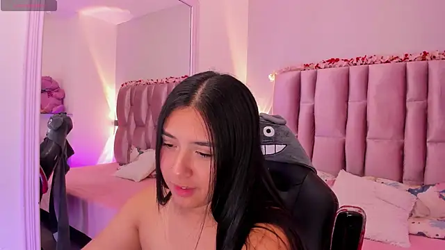 Snapshot of NikyBrookss chatting on 10/07/25, 12:24 NikyBrookss online show from 10/07/25, 12:24