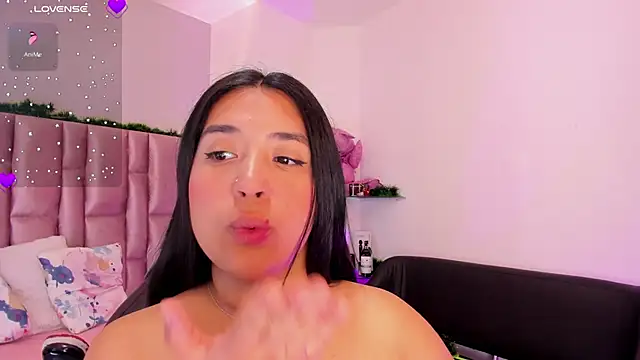 Snapshot of NikyBrookss chatting on 11/25/25, 11:21 NikyBrookss online show from 11/25/25, 11:21