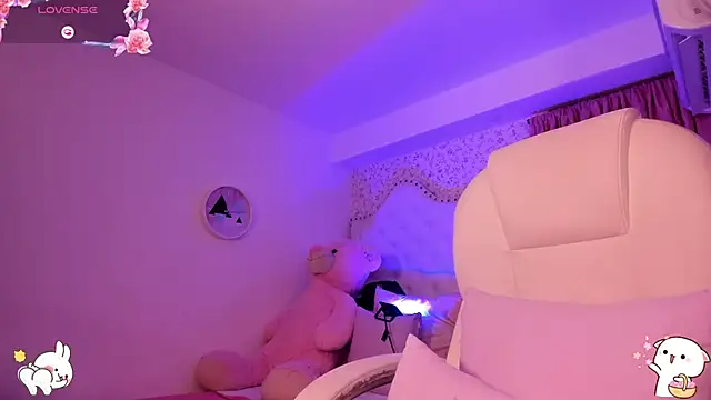 kitty roouse online show from 12/13/24, 10:08