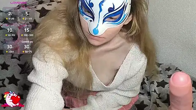 Snapshot of PlayMaid chatting on 02/25/25, 07:09 PlayMaid online show from 02/25/25, 07:09