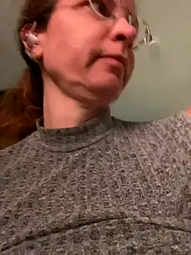 AnnikaRose online show from 01/08/26, 06:48