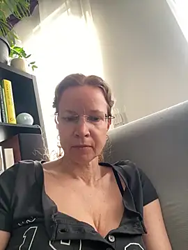 AnnikaRose online show from 03/09/26, 06:50