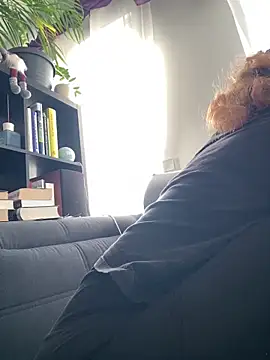 AnnikaRose online show from 03/17/26, 07:01