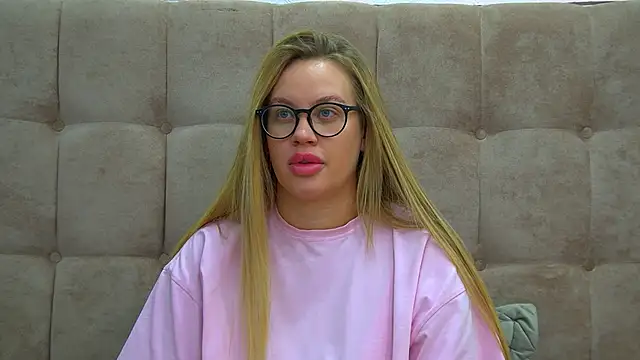 MariaNeumann online show from 01/19/25, 04:44