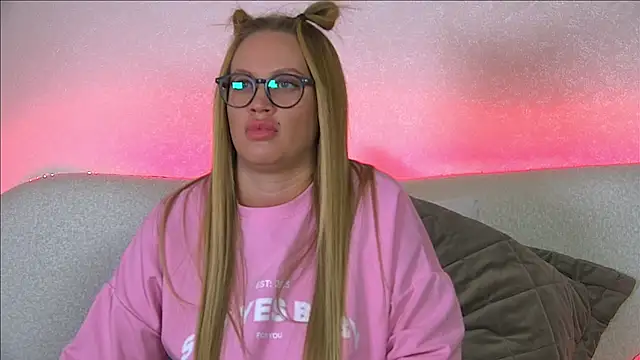 MariaNeumann online show from 02/26/25, 01:19