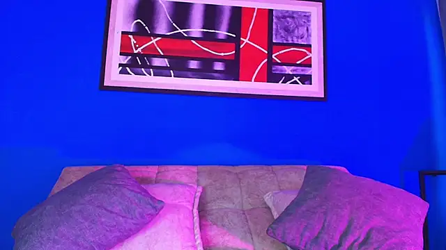 liccy hall online show from 11/24/25, 11:43