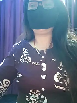 Aishwaryaa 69 online show from 11/24/25, 08:14