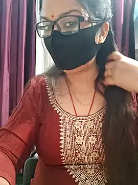 Aishwaryaa 69 online show from 12/04/25, 08:34