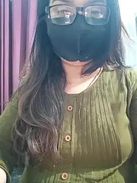 Aishwaryaa 69 online show from 04/29/26, 04:00