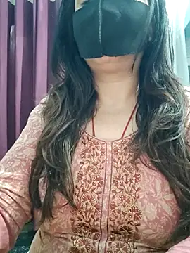 Aishwaryaa 69 online show from 05/05/26, 02:19