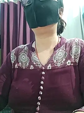 Aishwaryaa 69 online show from 06/22/26, 02:24