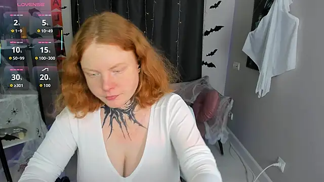 Cassie xKiss online show from 10/29/25, 08:54