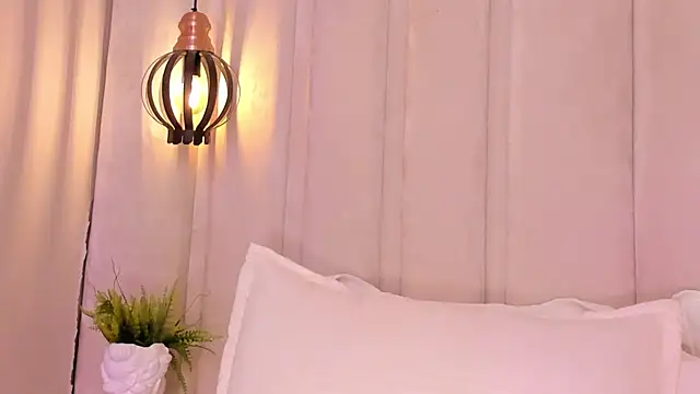 bonniekim  online show from 03/04/25, 03:15