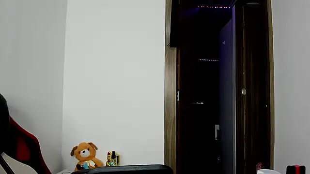 Sweet-Suck69 online show from 02/26/25, 08:15