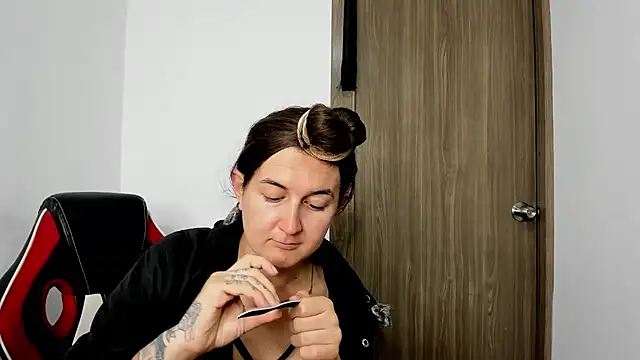 Sweet-Suck69 online show from 03/07/25, 07:19