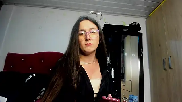 Sweet-Suck69 online show from 09/19/25, 05:53