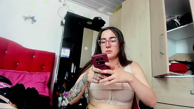 Sweet-Suck69 online show from 09/22/25, 06:32