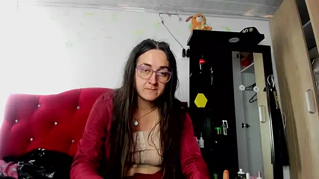 Snapshot of Sweet-Suck69 chatting on 12/22/25, 09:01 Sweet-Suck69 online show from 12/22/25, 09:01