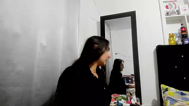 Snapshot of Sweet-Suck69 chatting on 03/03/26, 04:18 Sweet-Suck69 online show from 03/03/26, 04:18